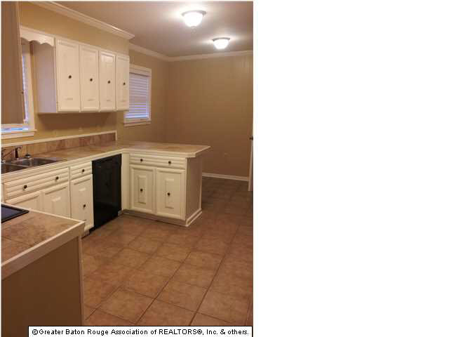 12738 Lockhaven Avenue Baton Rouge, LA 70815 - Photo 9 of 24
