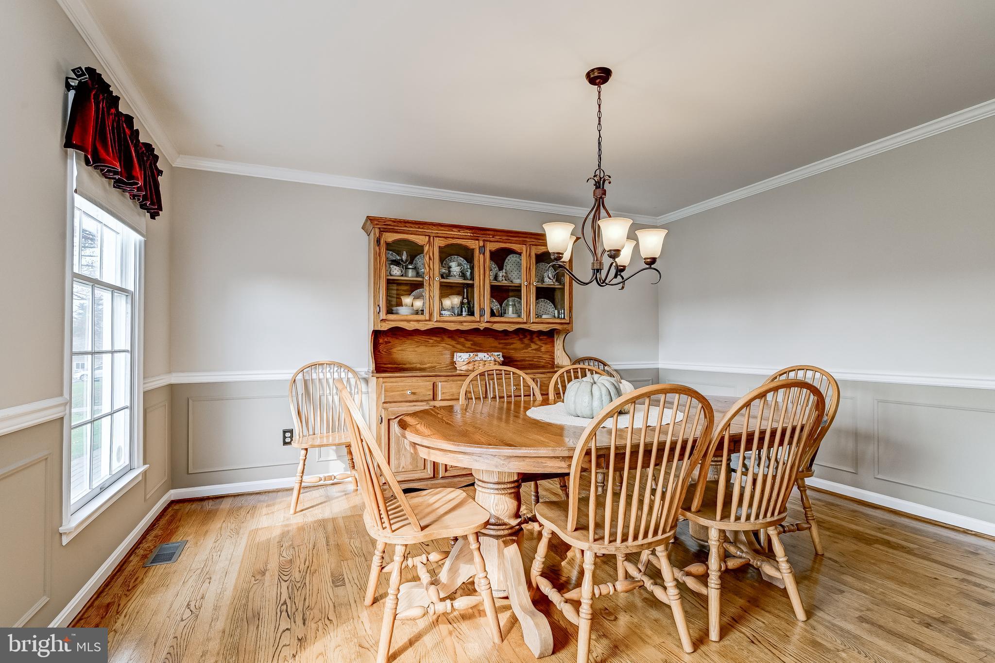 4739 Linthicum Road Dayton, MD 21036 - Photo 10 of 55 Spacious dining room