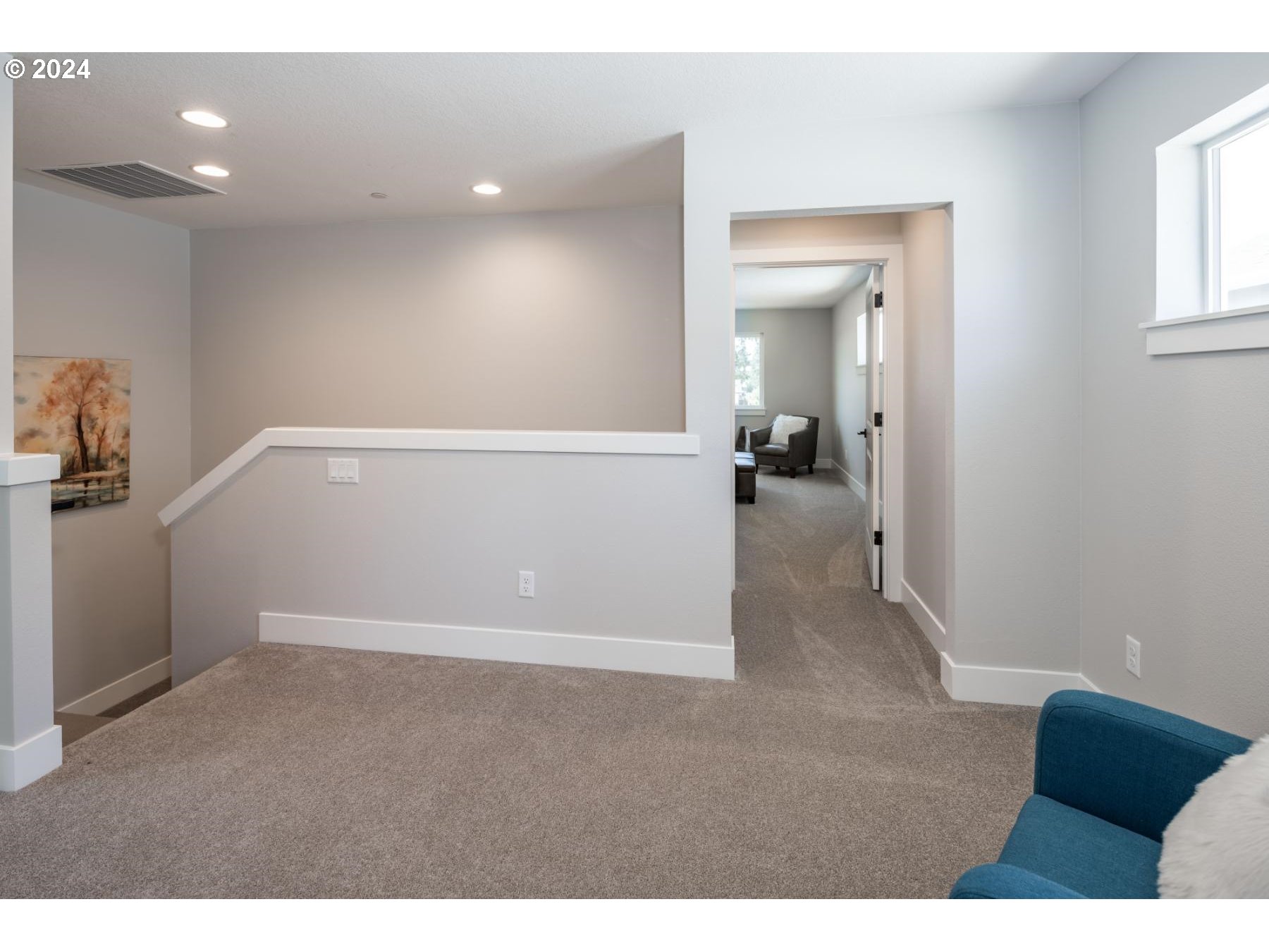 1017 South 46th Place Ridgefield, WA 98642 - Photo 7 of 23 a view of an empty room