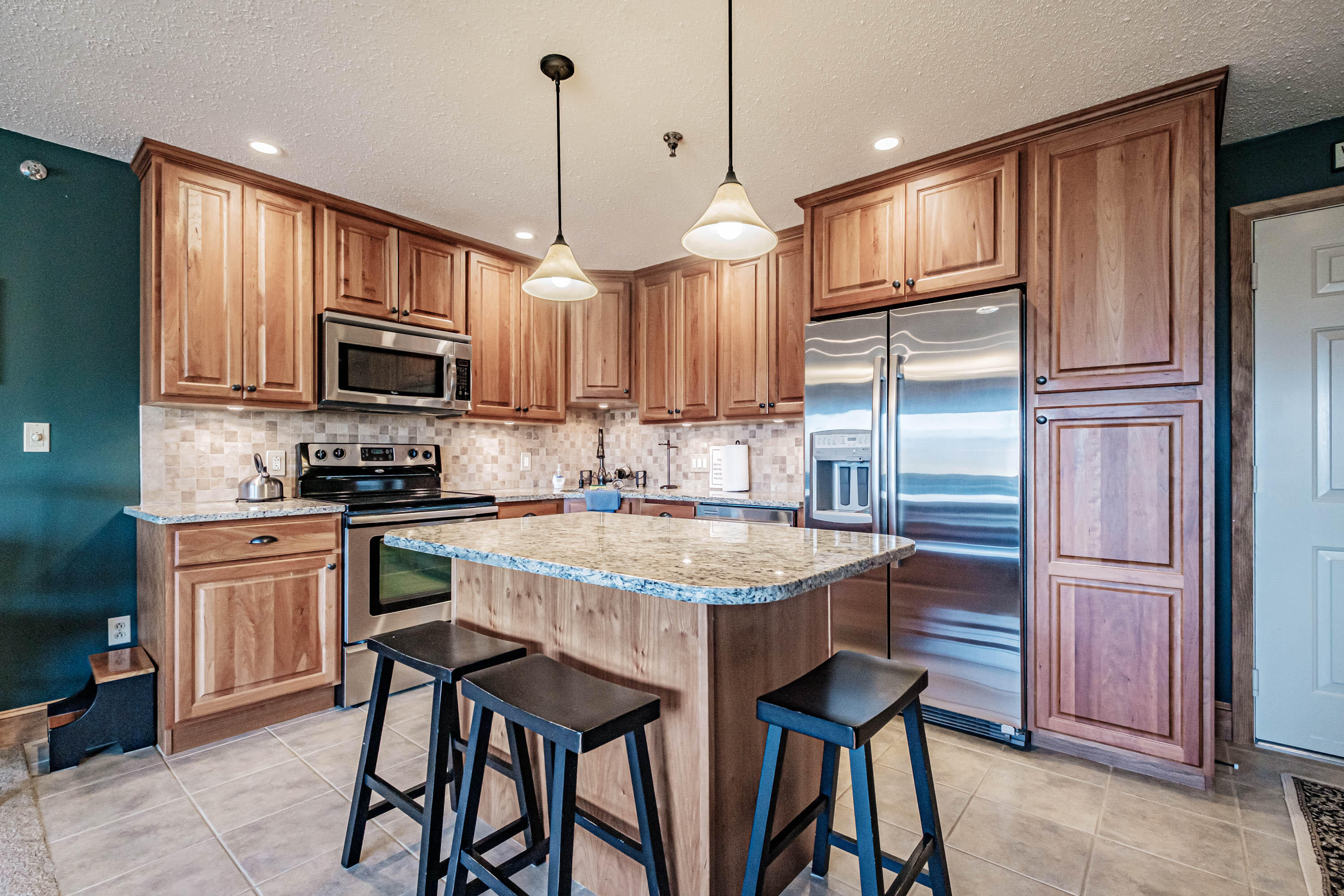 376 Skiway Road, Unit 312 Newry, ME 04261 - Photo 2 of 37 20221028gp-3-312-60004