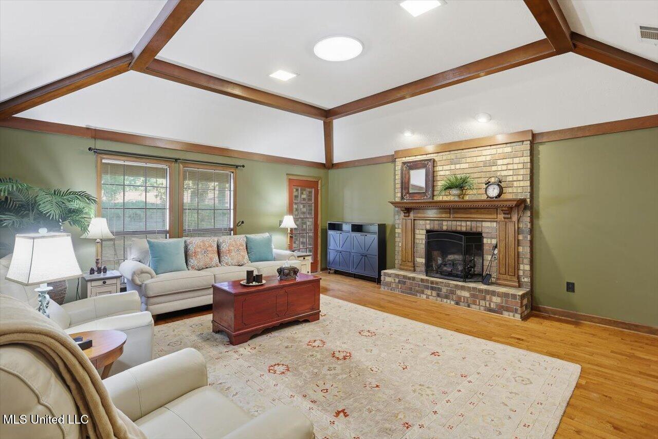 43 Sunline Court Brandon, MS 39042 - Photo 10 of 28 10-43 Sunline Ct _ Home Tours MS