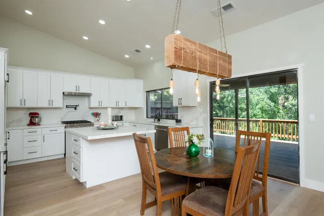 $570,000 | 892 River Bluff Drive, Oakdale, CA 95361