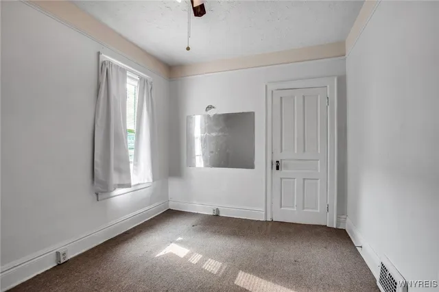 $109,900 | 563 Tronolone Place, Niagara Falls, NY 14301