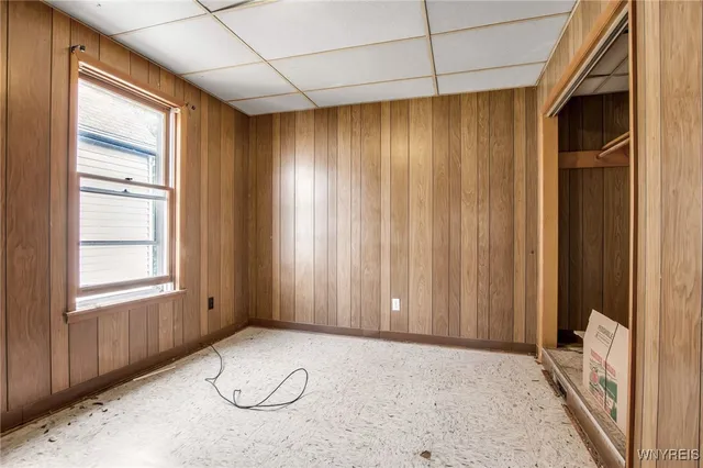 $109,900 | 563 Tronolone Place, Niagara Falls, NY 14301