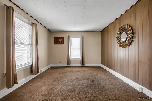 $109,900 | 563 Tronolone Place, Niagara Falls, NY 14301