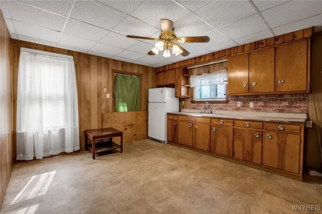 $109,900 | 563 Tronolone Place, Niagara Falls, NY 14301