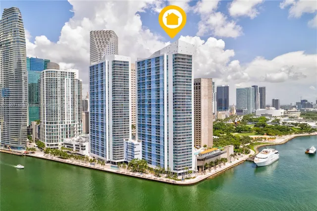 $380,000 | 335 South Biscayne Boulevard, Unit 1006, Miami, FL 33131