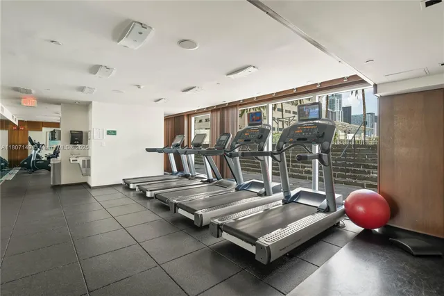 $380,000 | 335 South Biscayne Boulevard, Unit 1006, Miami, FL 33131