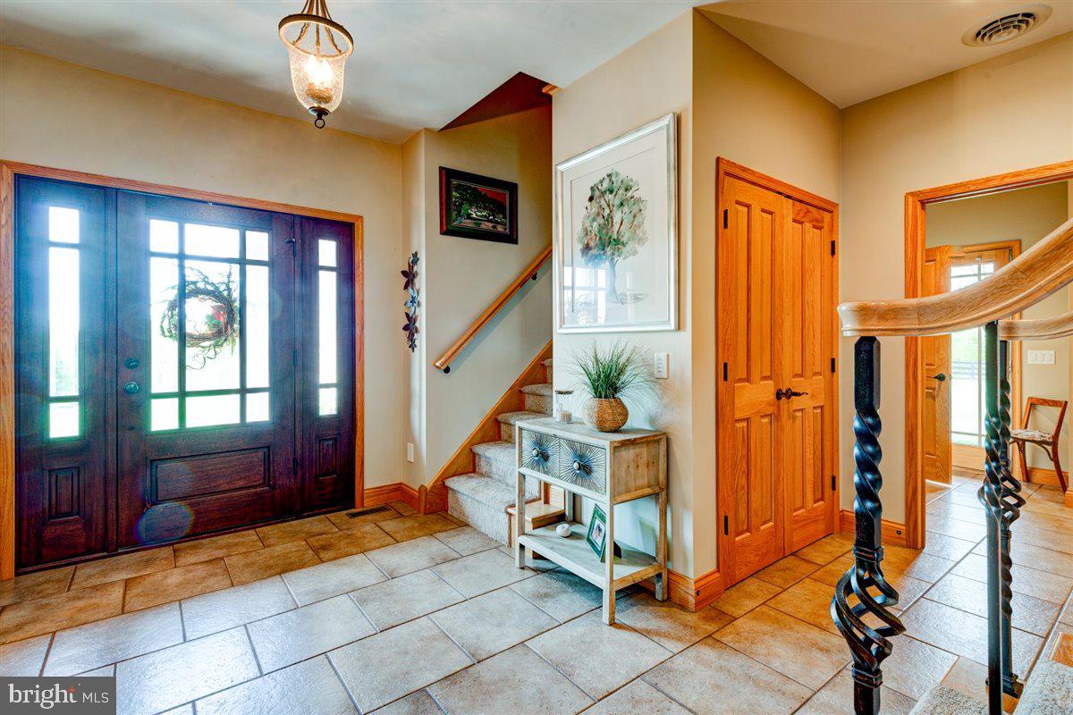 11247 Orchard Road Waynesboro, PA 17268 - Photo 7 of 122 Gallery Image 7