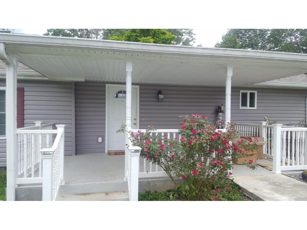 2698 Princeton Road Kingsport, TN 37660 - Photo 4 of 36 Photo 4