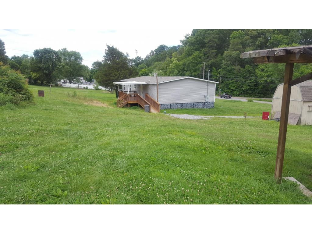 2698 Princeton Road Kingsport, TN 37660 - Photo 8 of 36 Photo 8