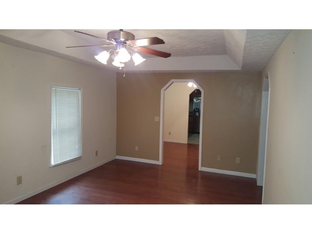 2698 Princeton Road Kingsport, TN 37660 - Photo 9 of 36 Photo 9