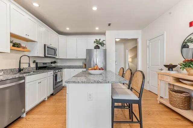 $779,000 | 130 University Avenue, Unit 1405, Westwood, MA 02090