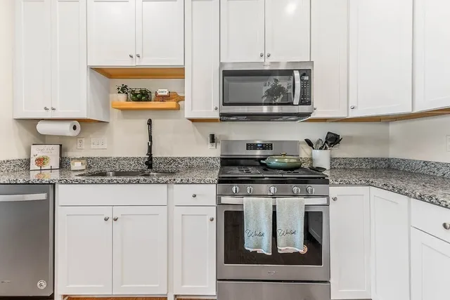 $779,000 | 130 University Avenue, Unit 1405, Westwood, MA 02090