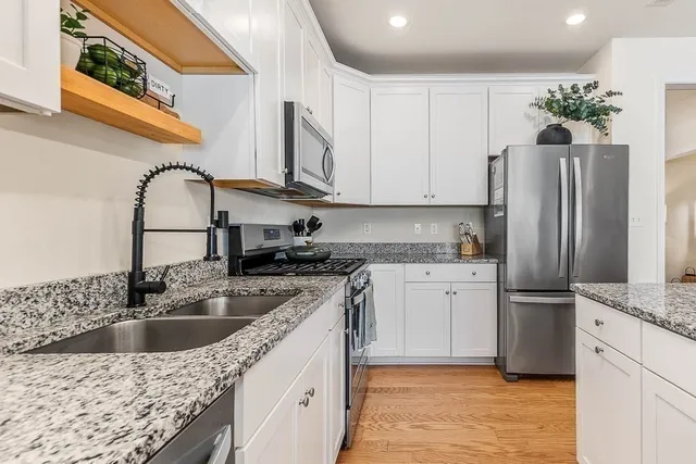 $779,000 | 130 University Avenue, Unit 1405, Westwood, MA 02090