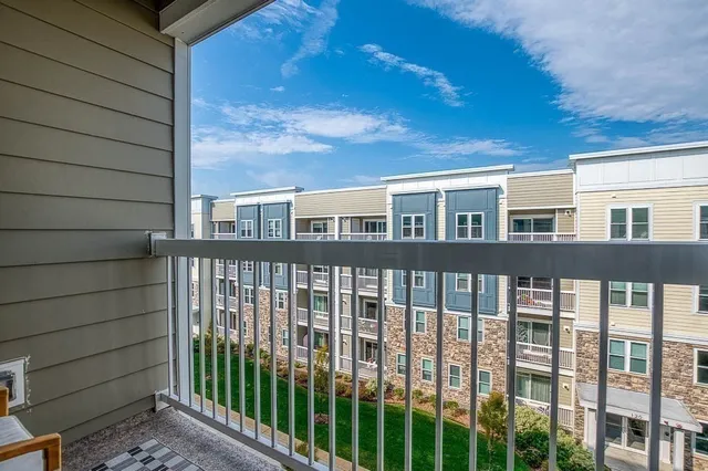 $779,000 | 130 University Avenue, Unit 1405, Westwood, MA 02090