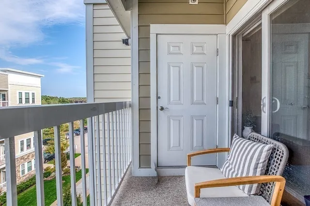 $779,000 | 130 University Avenue, Unit 1405, Westwood, MA 02090