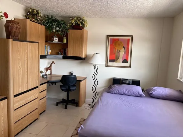 $6,000 | 333 Northeast 21st Avenue, Unit 304, Deerfield Beach, FL 33441