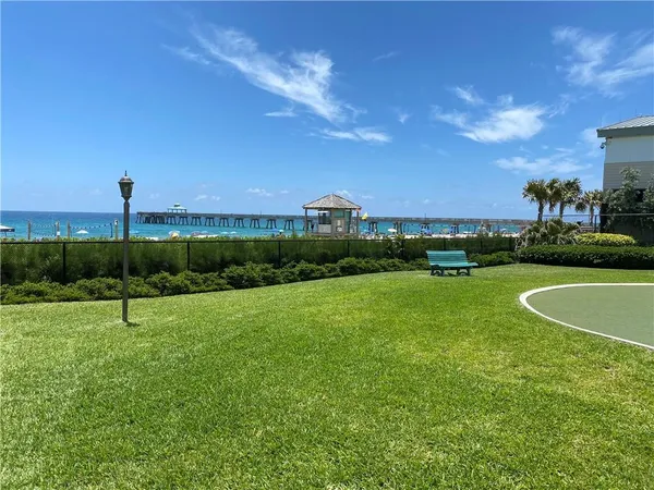 $6,000 | 333 Northeast 21st Avenue, Unit 304, Deerfield Beach, FL 33441