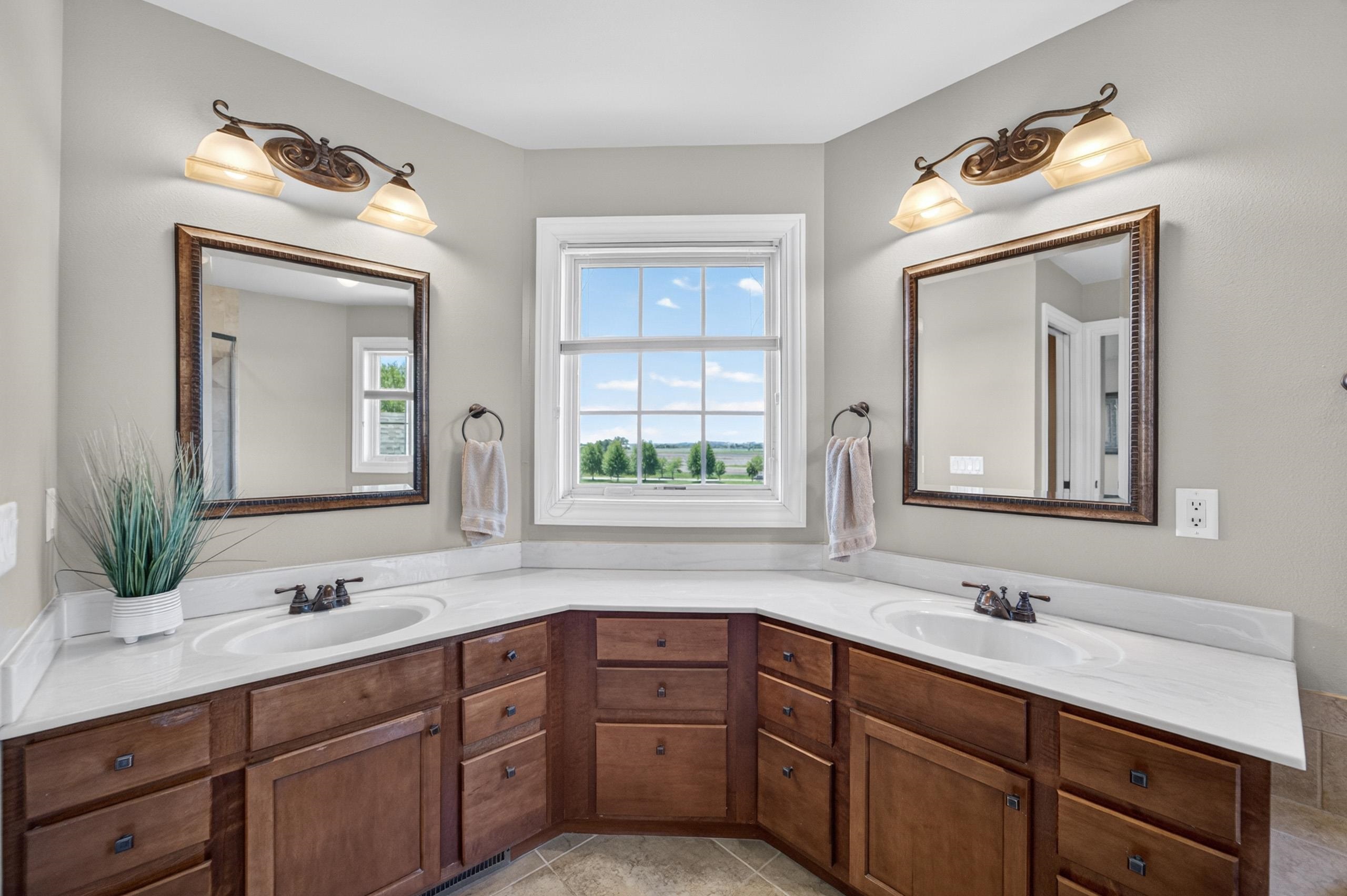 1516 Blue Ridge Trail Waunakee, WI 53597 - Photo 29 of 67