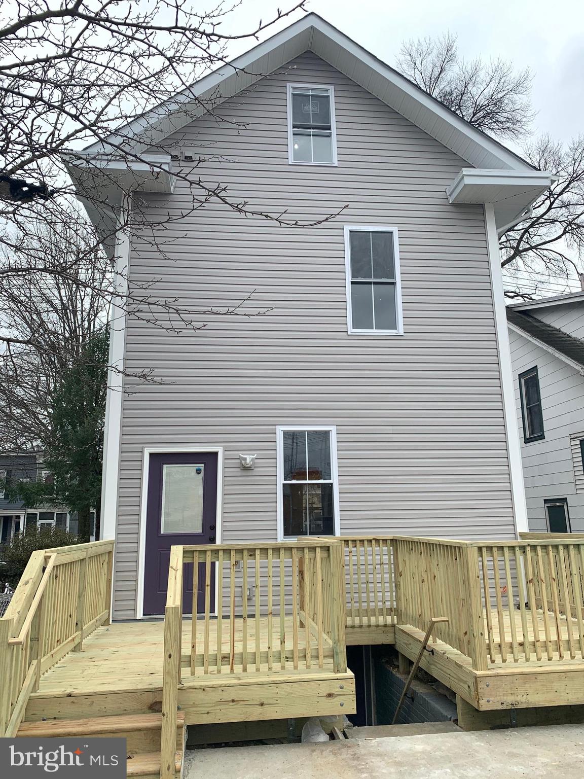 612 Raleigh Place Southeast Washington, DC 20032 - Photo 3 of 25