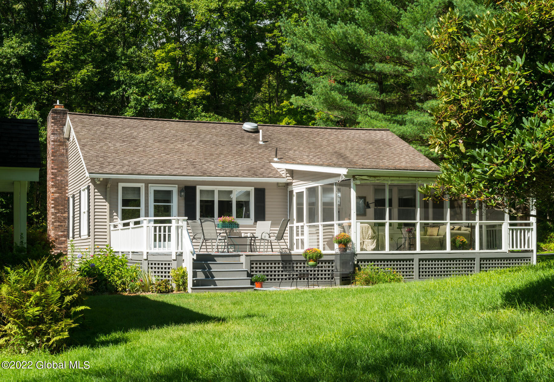 456 Hansen Road Schaghticoke, NY 12154 - Photo 3 of 30 22090201-MLS-9