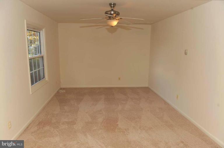 729 Joppa Farm Road Joppa, MD 21085 - Photo 2 of 6 Living Room