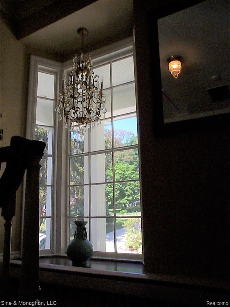 962 North Riverside Avenue St. Clair, MI 48079 - Photo 63 of 99 63 STAIRWAY WINDOW 962 N RIVERSIDE.JPG