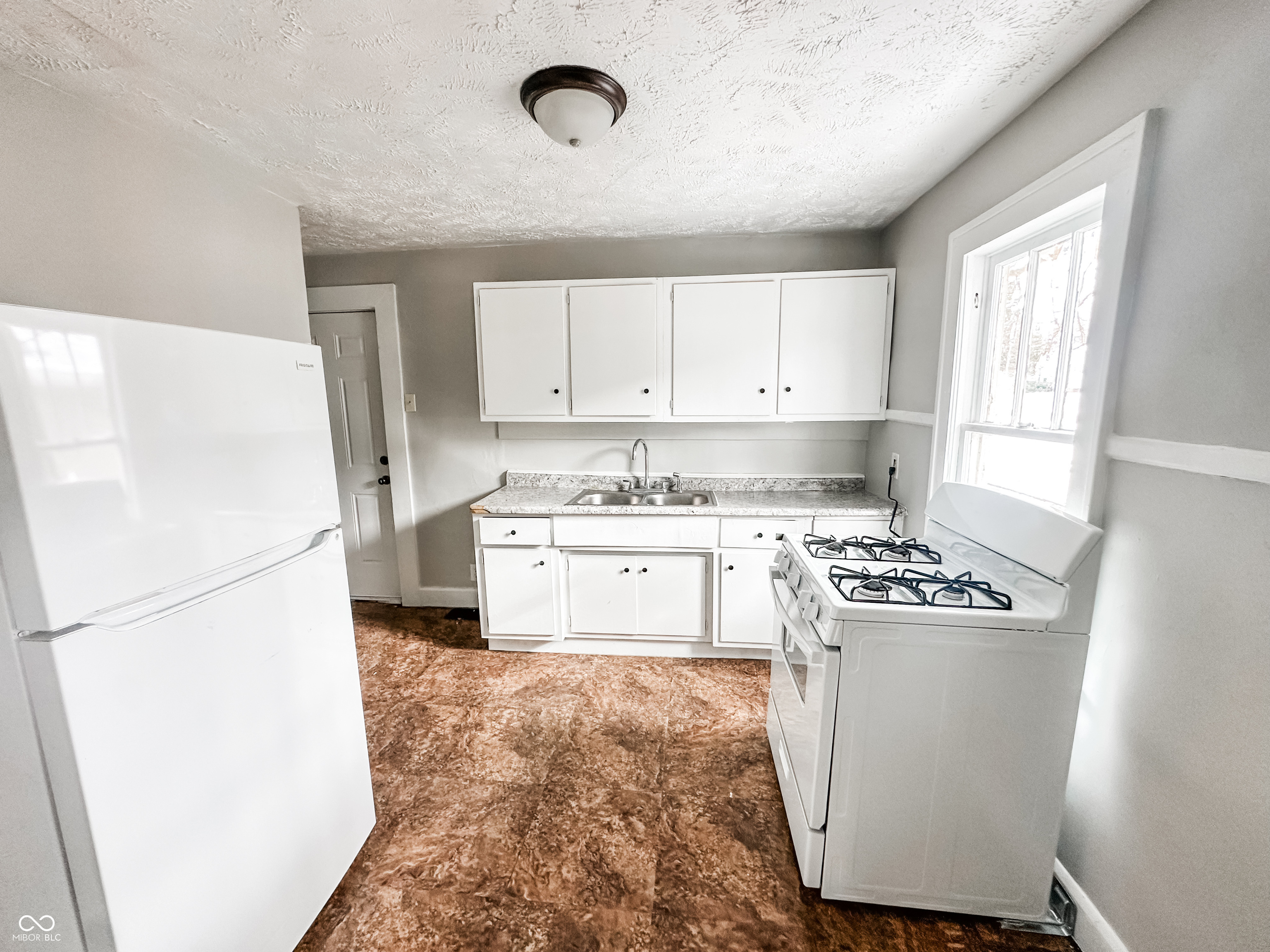 2626 Morton Street Anderson, IN 46016 - Photo 5 of 10