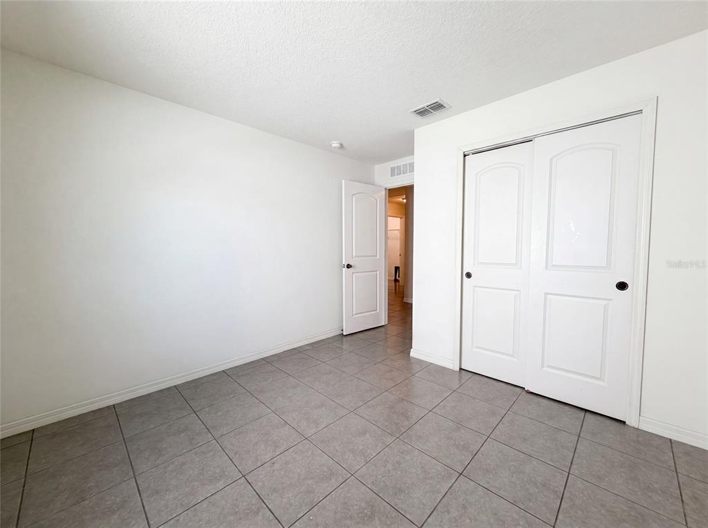 11534 Brighton Knoll Loop Riverview, FL 33579 - Photo 17 of 30