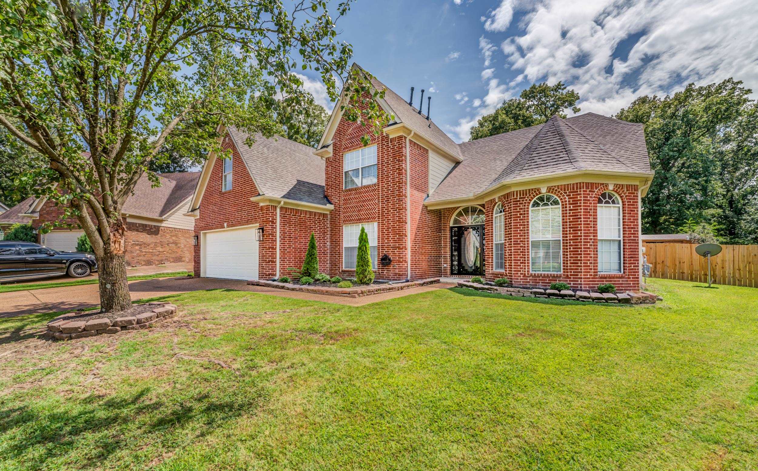 7273 Rourke Circle Memphis, TN 38125 - Photo 2 of 25 Gallery Image 2