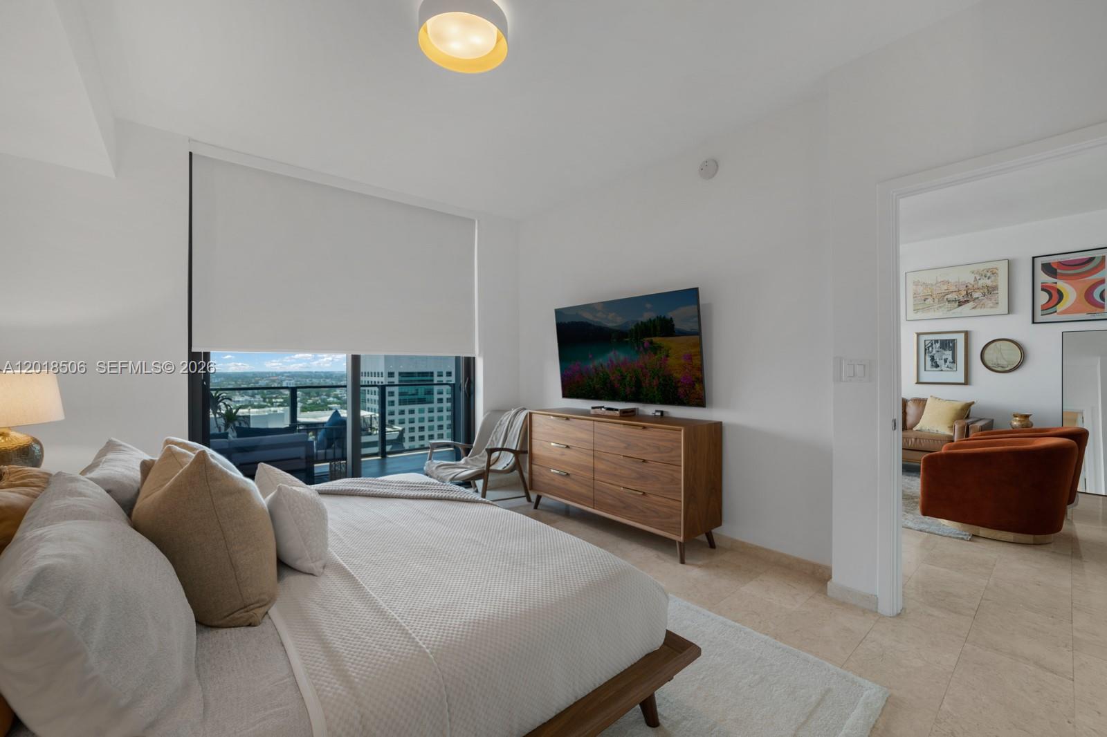 88 Southwest 7th Street, Unit 2406 Miami, FL 33130 - Photo 12 of 20