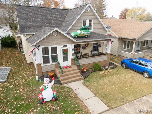 $156,000 | 323 South 6th Street, Vandalia, IL 62471