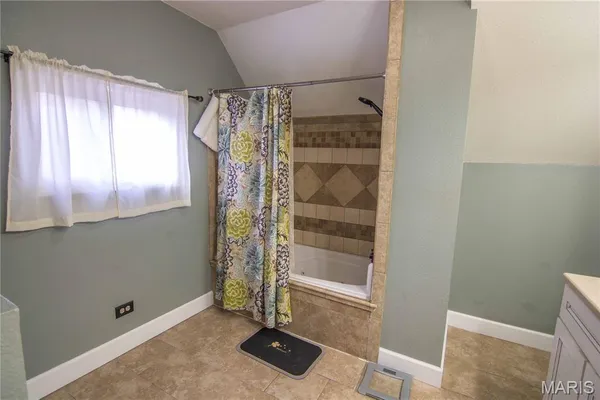 $156,000 | 323 South 6th Street, Vandalia, IL 62471