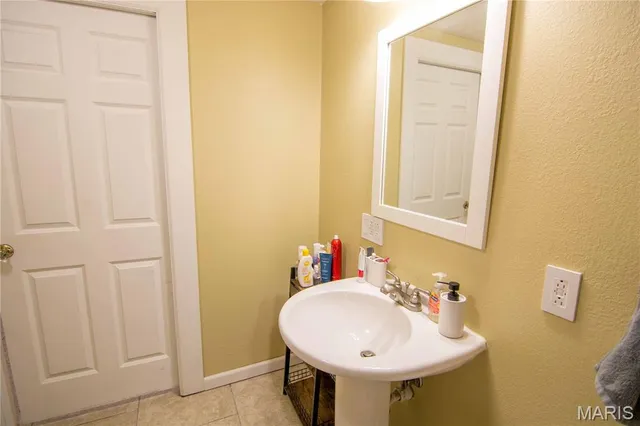 $156,000 | 323 South 6th Street, Vandalia, IL 62471