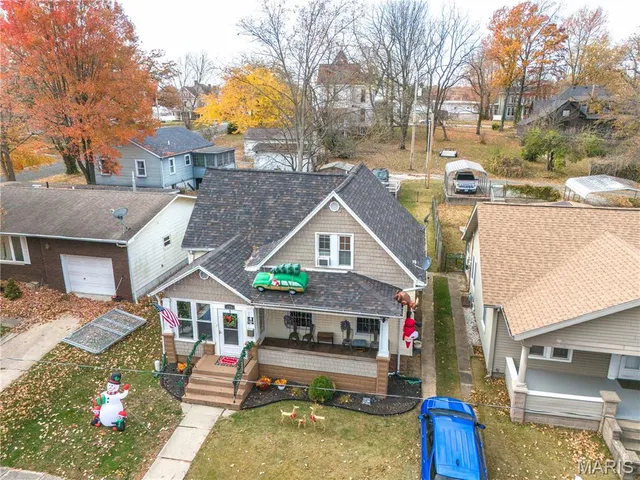 $156,000 | 323 South 6th Street, Vandalia, IL 62471