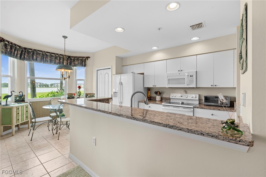 10460 Washingtonia Palm Way, Unit 1313 Fort Myers, FL 33966 - Photo 9 of 43