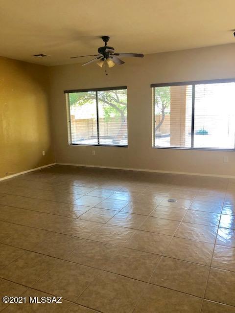 10437 East Rita Ranch Crossing Circle Tucson, AZ 85747 - Photo 3 of 20