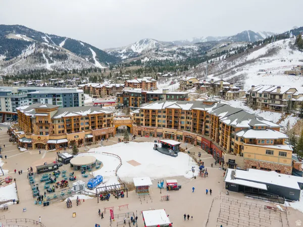 $1,200,000 | 3720 North Sundial Court, Unit C105, Park City, UT 84098