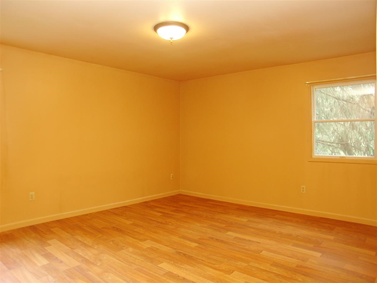 52 Ray Road Clifton Park, NY 12148 - Photo 8 of 15 Photo 8
