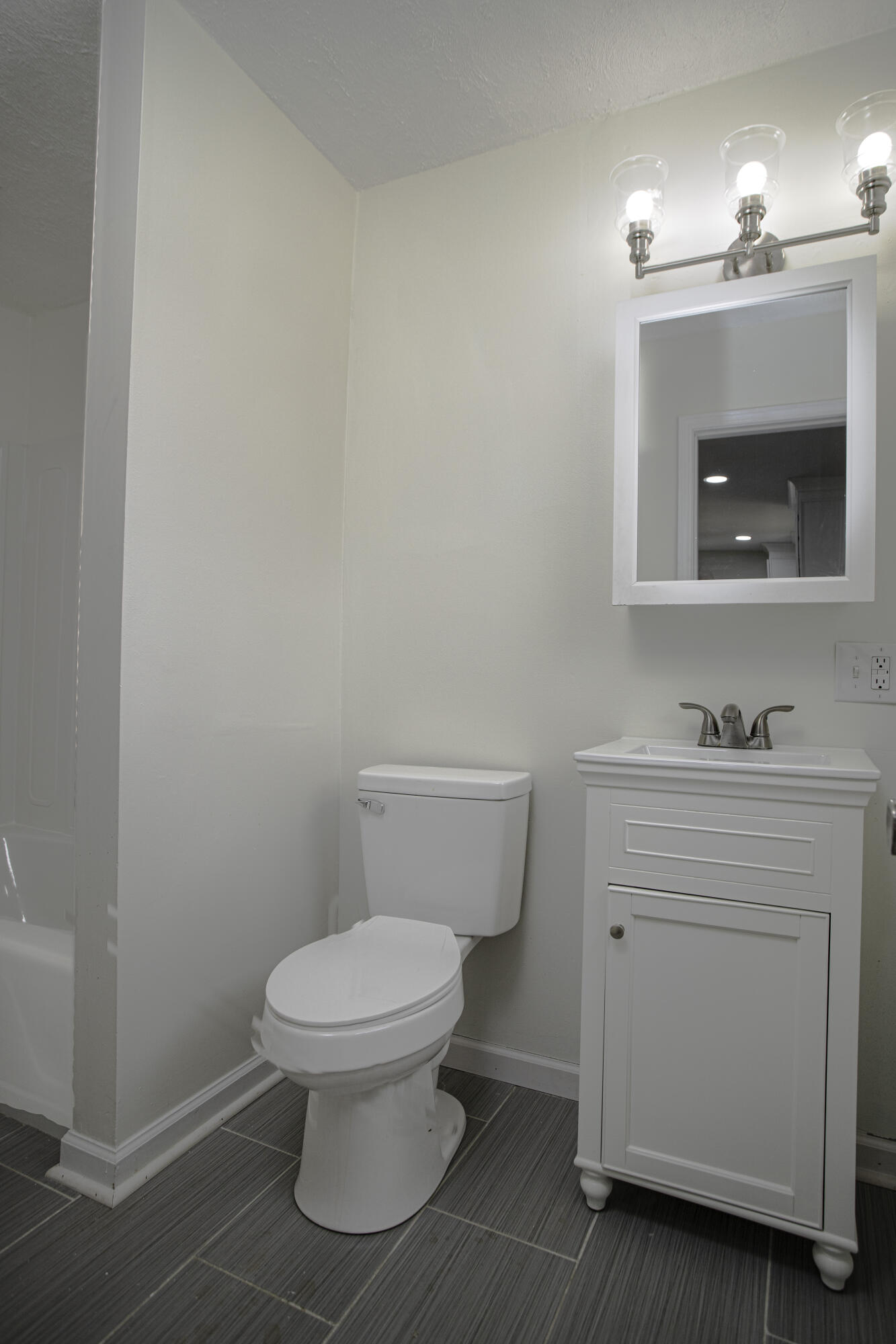 688 Kingston Road Lexington, KY 40505 - Photo 9 of 16 Kingston
