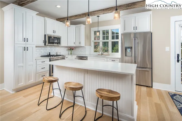 $2,059,000 | 115 Dugger Rdg Trail, Boone, NC 28607