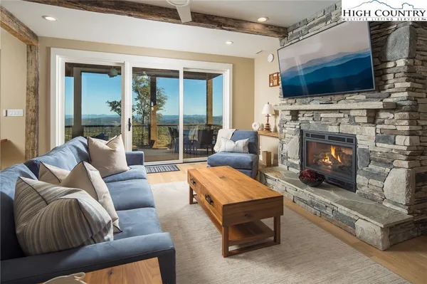 $2,059,000 | 115 Dugger Rdg Trail, Boone, NC 28607