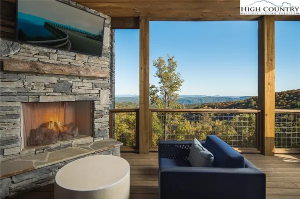 $2,059,000 | 115 Dugger Rdg Trail, Boone, NC 28607