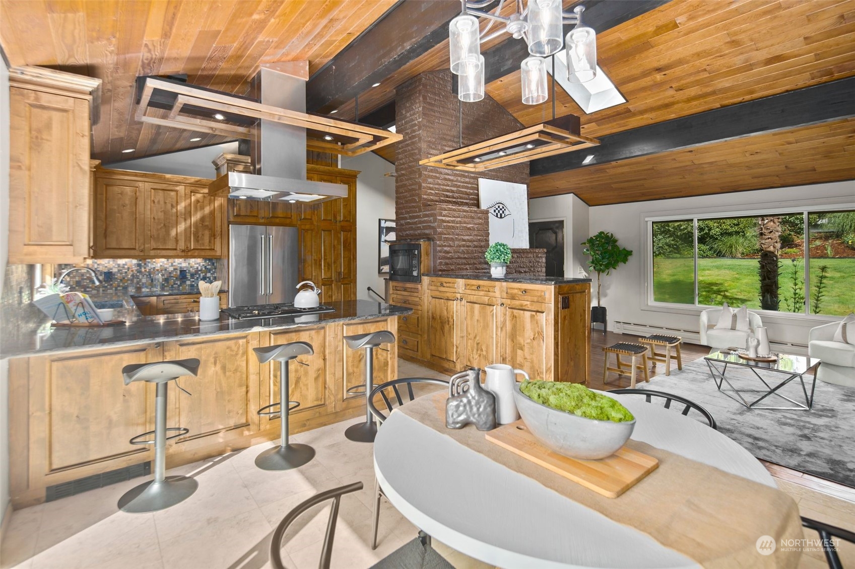18135 146th Avenue Southeast Renton, WA 98058 - Photo 7 of 40 Gallery Image 7