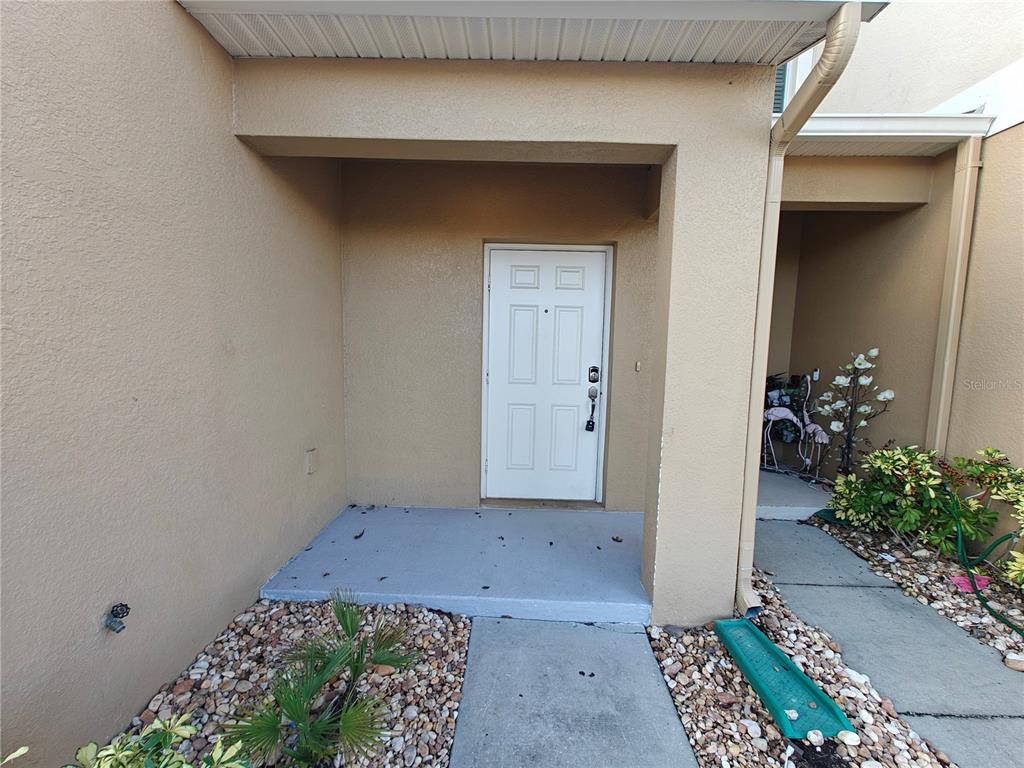 3410 Rodrick Circle Orlando, FL 32824 - Photo 27 of 27 a view of an entryway