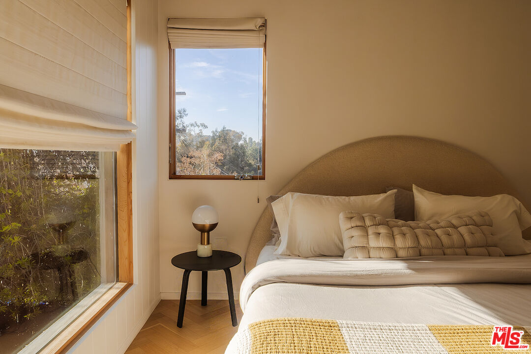 2139 Baxter Street Los Angeles, CA 90039 - Photo 15 of 55 a living room with a couch