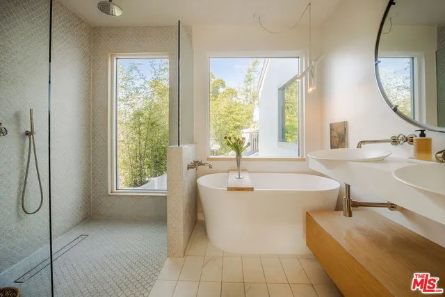 $2,195,000 | 2139 Baxter Street, Los Angeles, CA 90039