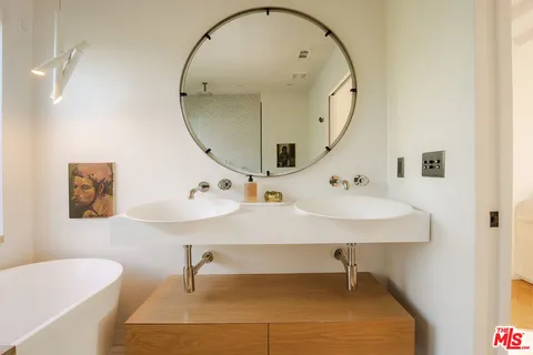 $2,195,000 | 2139 Baxter Street, Los Angeles, CA 90039