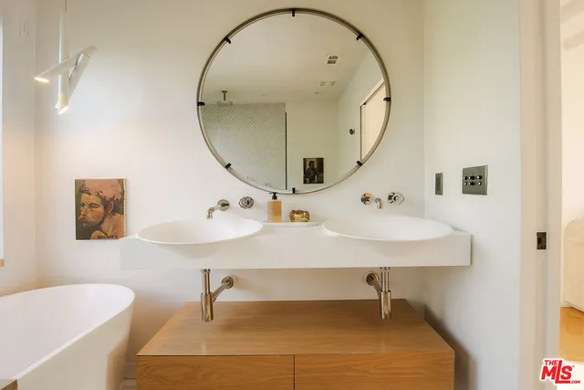 $2,195,000 | 2139 Baxter Street, Los Angeles, CA 90039